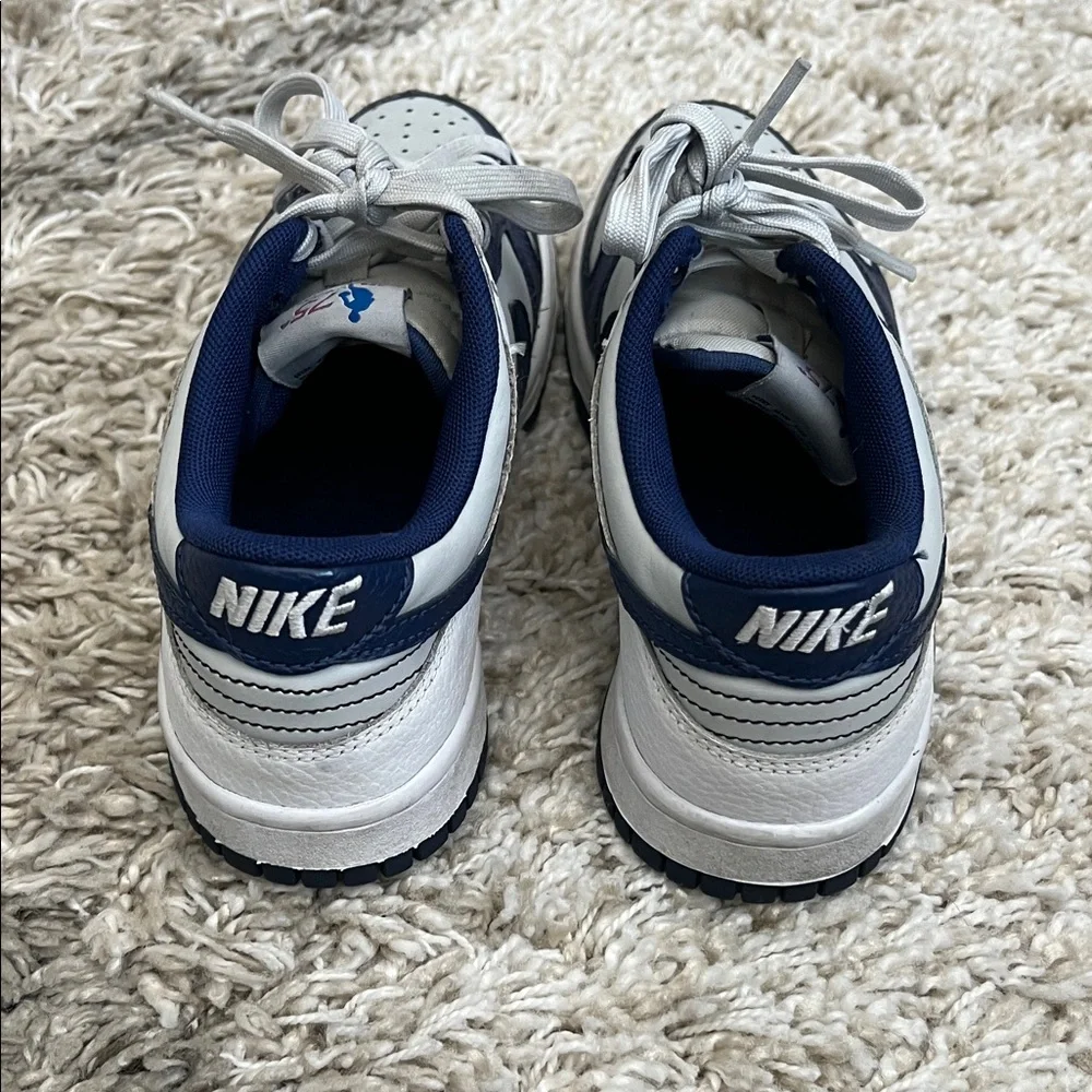 Nike Dunk Low White & Navy Brooklyn Nets Youth Sneakers. Size 5Y. - Picture 4 of 6
